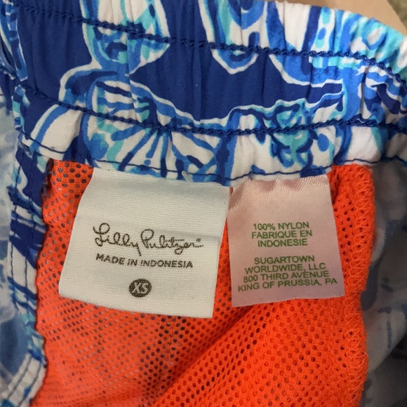 Lilly Pullitzer Athletic Shorts - Picture 2 of 2